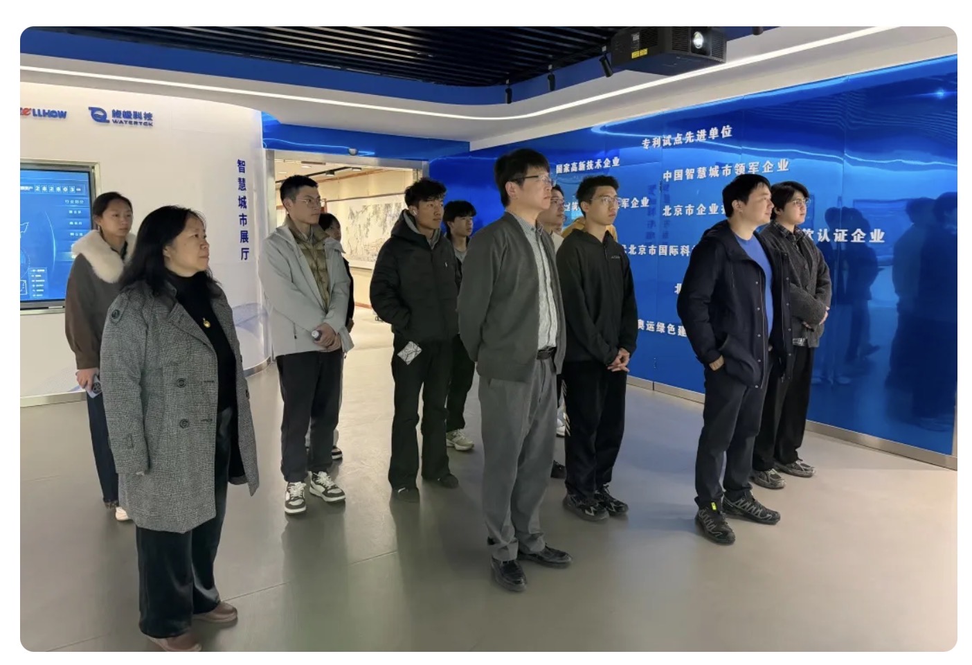 当清华课堂“搬”进新葡萄8883AMG：一场从书本到产业的一线之旅